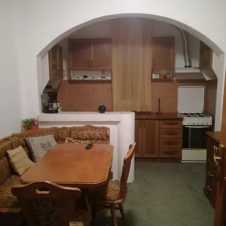 Casa Ayan Apartment *